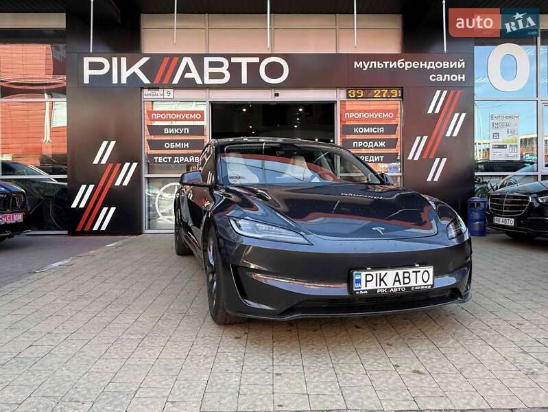 Седан Tesla Model 3 2024 в Львове Седан Tesla Model 3 2024 в Львове