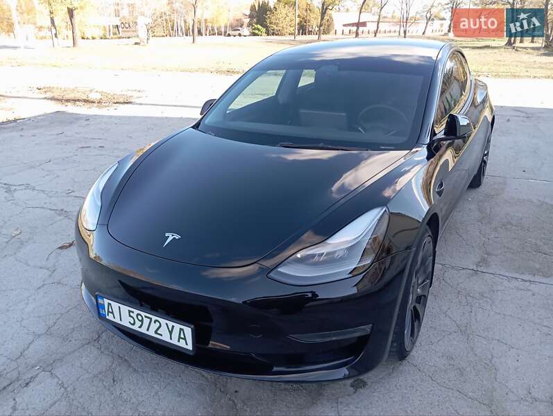 Седан Tesla Model 3 2023 в Днепре Седан Tesla Model 3 2023 в Днепре