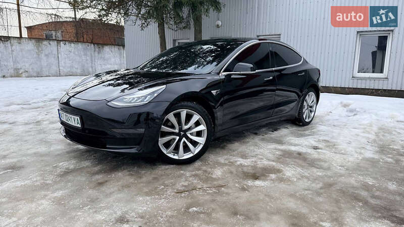 Седан Tesla Model 3 2019 в Ивано-Франковске Седан Tesla Model 3 2019 в Ивано-Франковске