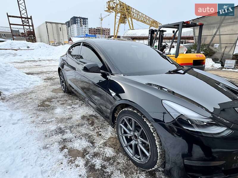 Седан Tesla Model 3 2022 в Житомире Седан Tesla Model 3 2022 в Житомире