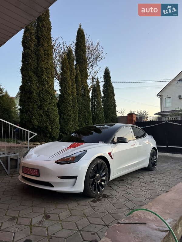 Седан Tesla Model 3 2021 в Хмельницком Седан Tesla Model 3 2021 в Хмельницком