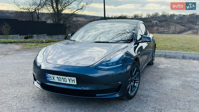 Седан Tesla Model 3 2021 в Каменец-Подольском