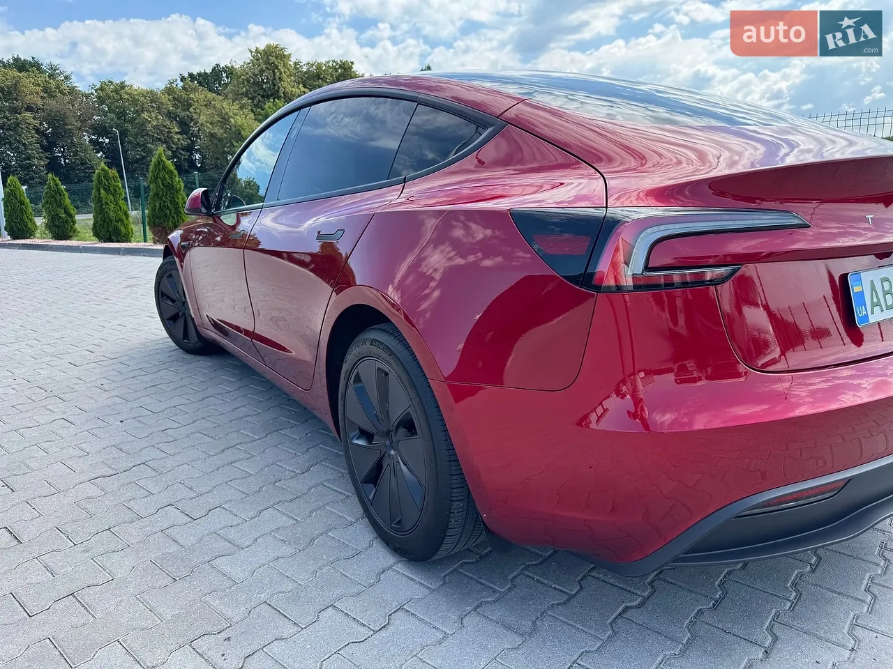 Tesla Model 3 2024 photo 5