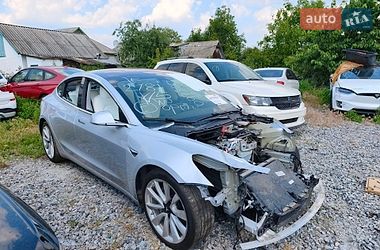 Седан Tesla Model 3 2018 в Сквире