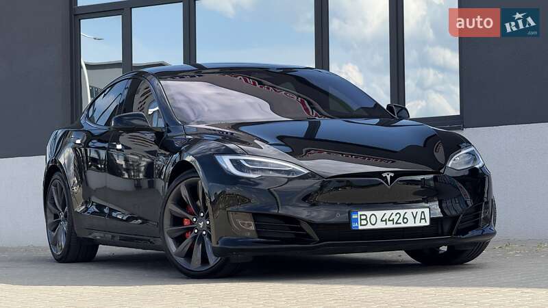 Лифтбек Tesla Model S 2019 в Тернополе