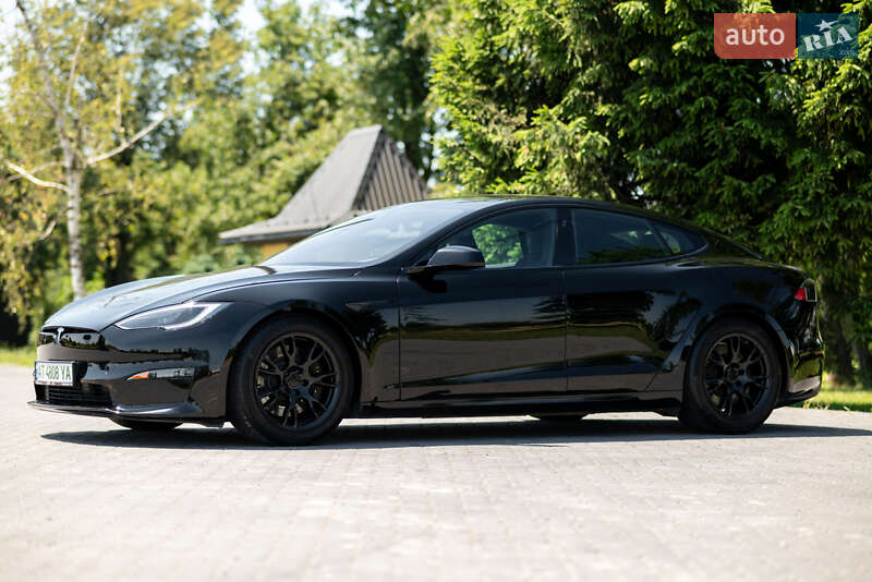 Лифтбек Tesla Model S 2021 в Коломые