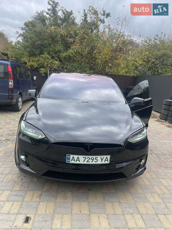 Внедорожник / Кроссовер Tesla Model X 2020 в Киеве