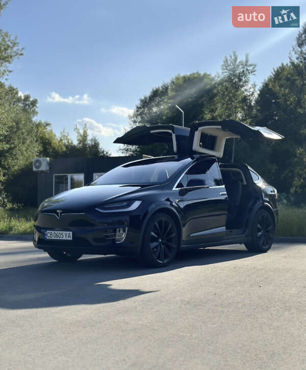 Внедорожник / Кроссовер Tesla Model X 2017 в Чернигове Внедорожник / Кроссовер Tesla Model X 2017 в Чернигове