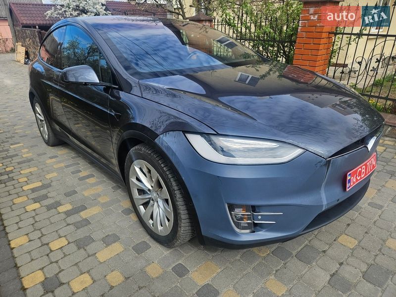 Внедорожник / Кроссовер Tesla Model X 2017 в Львове