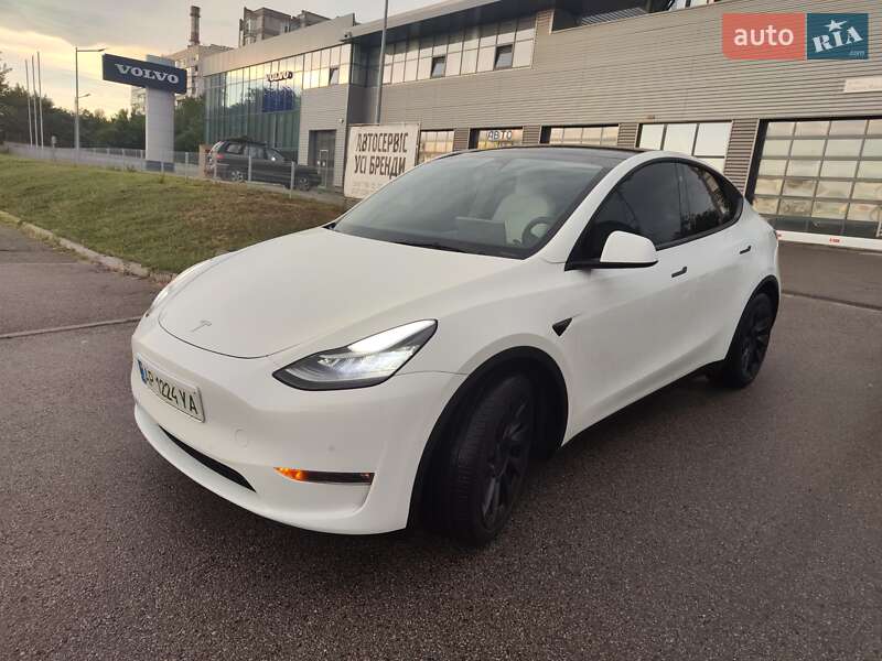 Внедорожник / Кроссовер Tesla Model Y 2021 в Запорожье
