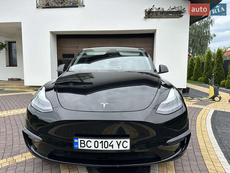 Позашляховик / Кросовер Tesla Model Y 2022 в Львові