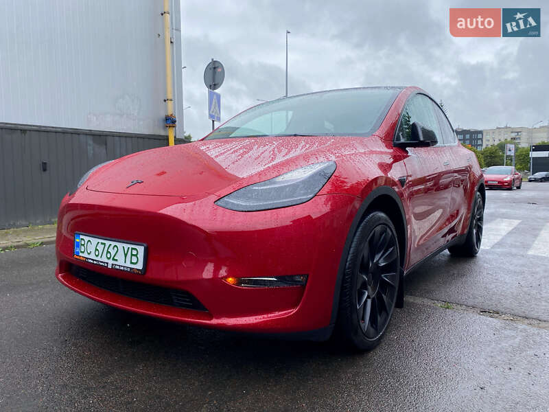 Внедорожник / Кроссовер Tesla Model Y 2023 в Львове