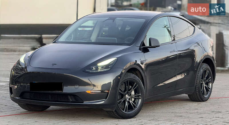 Внедорожник / Кроссовер Tesla Model Y 2024 в Львове