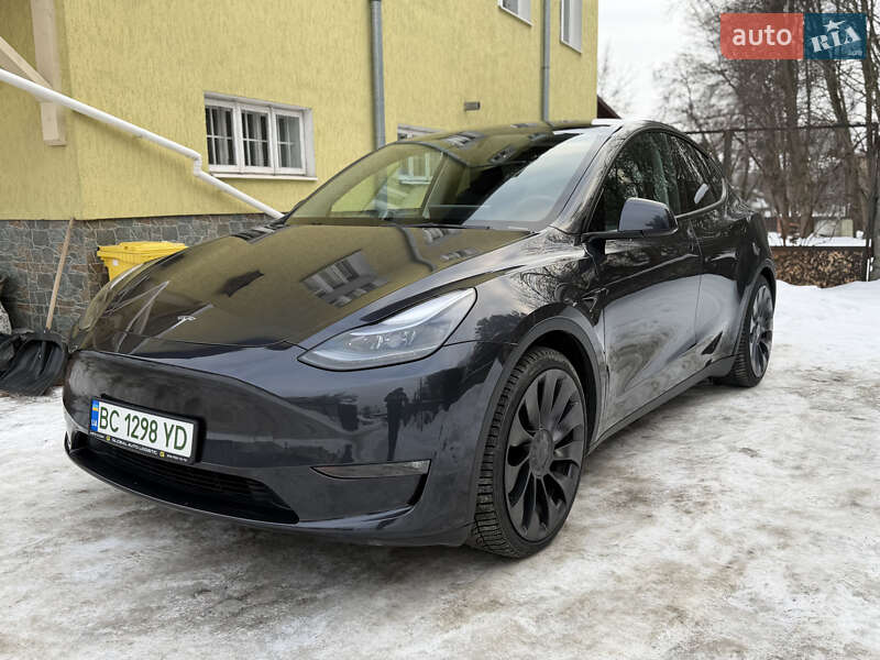 Внедорожник / Кроссовер Tesla Model Y 2024 в Львове