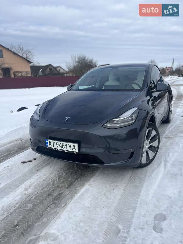 Внедорожник / Кроссовер Tesla Model Y 2021 в Ивано-Франковске