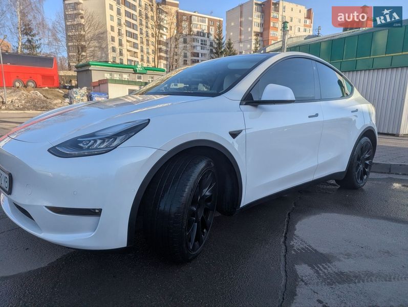 Позашляховик / Кросовер Tesla Model Y 2021 в Тернополі