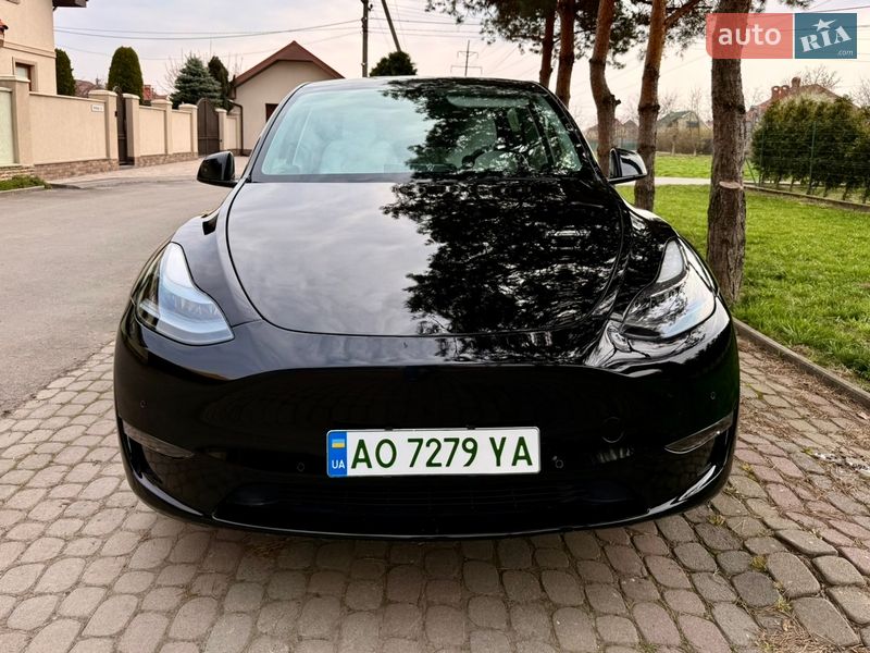 Внедорожник / Кроссовер Tesla Model Y 2022 в Ужгороде