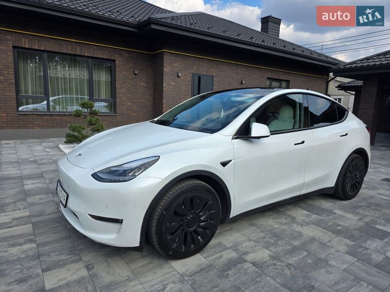 Внедорожник / Кроссовер Tesla Model Y 2020 в Луцке