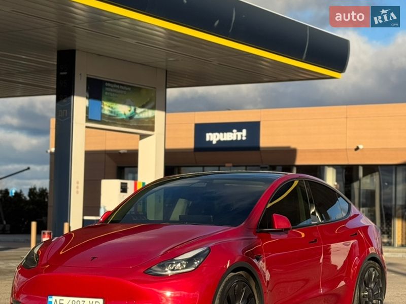 Позашляховик / Кросовер Tesla Model Y 2023 в Дніпрі