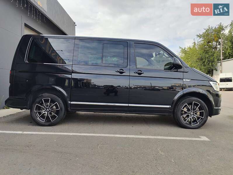 Минивэн Volkswagen Multivan 2015 в Киеве