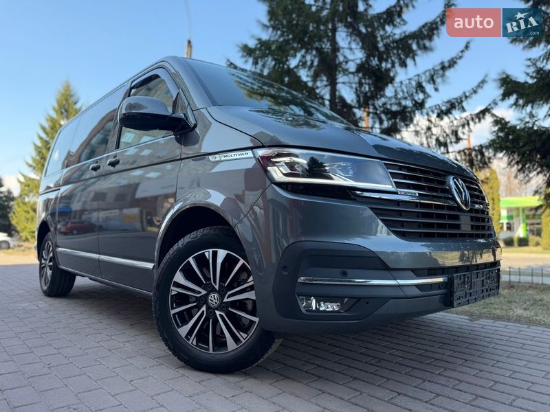 Мінівен Volkswagen Multivan 2023 в Києві