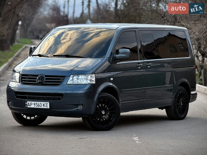 Минивэн Volkswagen Multivan 2008 в Запорожье
