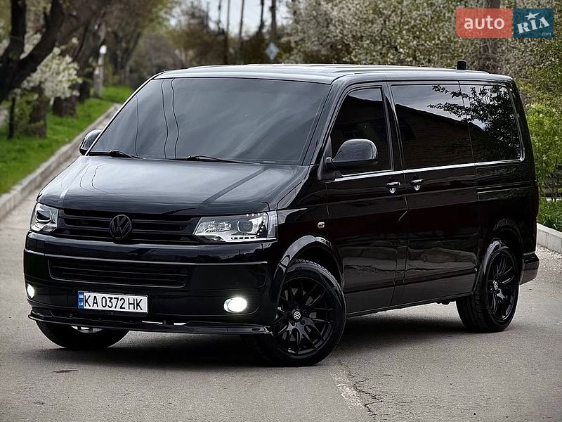 Минивэн Volkswagen Multivan 2012 в Днепре