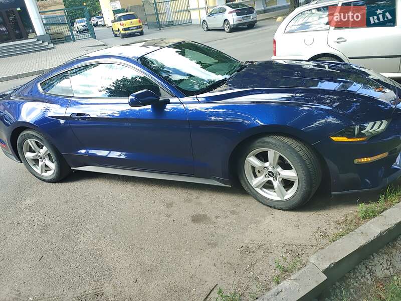 Купе Ford Mustang 2017 в Полтаве