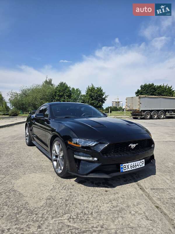 Купе Ford Mustang 2019 в Нетішині