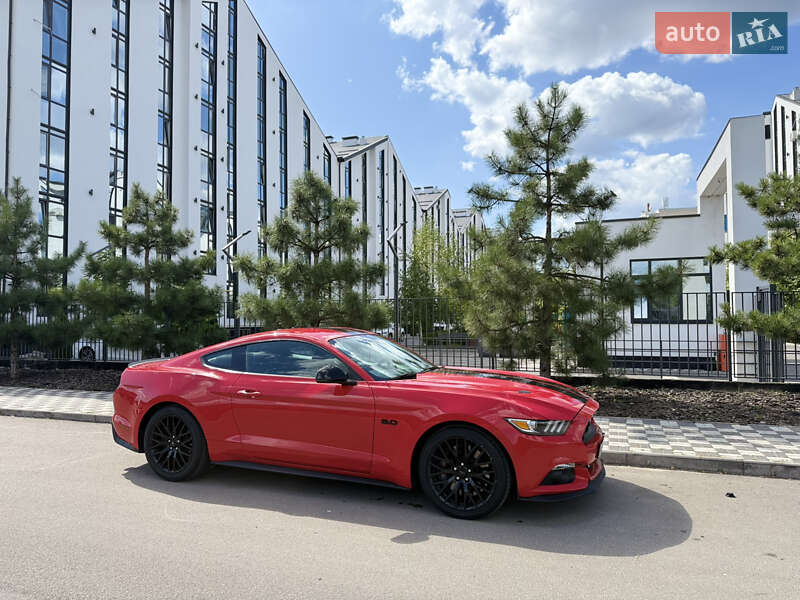Купе Ford Mustang 2017 в Киеве