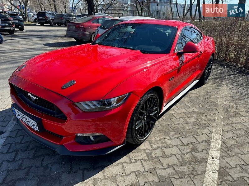 Купе Ford Mustang 2016 в Киеве