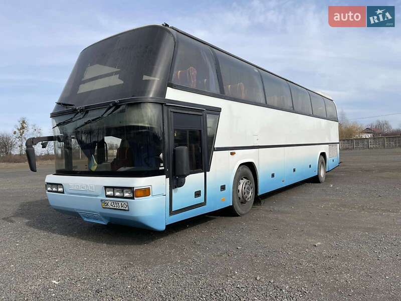 Туристический / Междугородний автобус Neoplan N 117 1997 в Владимирце Туристический / Междугородний автобус Neoplan N 117 1997 в Владимирце