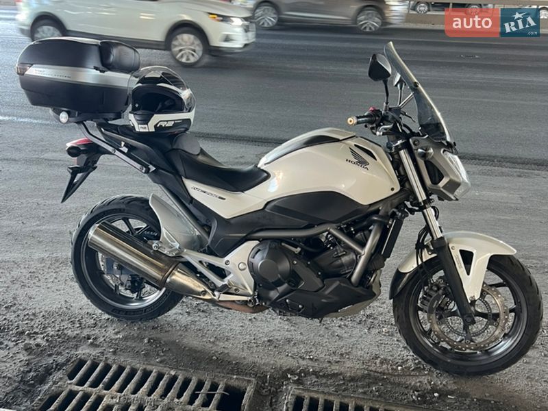 Мотоцикл Спорт-туризм Honda NC 750S 2013 в Киеве