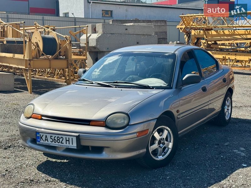Седан Chrysler Neon 1999 в Киеве