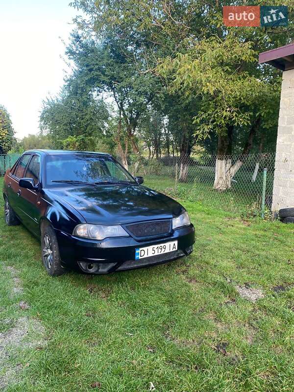 Седан Daewoo Nexia 2008 в Стрые