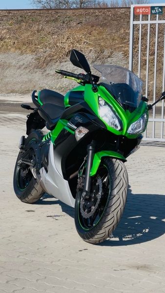 Спортбайк Kawasaki Ninja 400 2016 в Рокитном