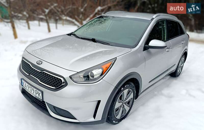 Внедорожник / Кроссовер Kia Niro 2018 в Киеве
