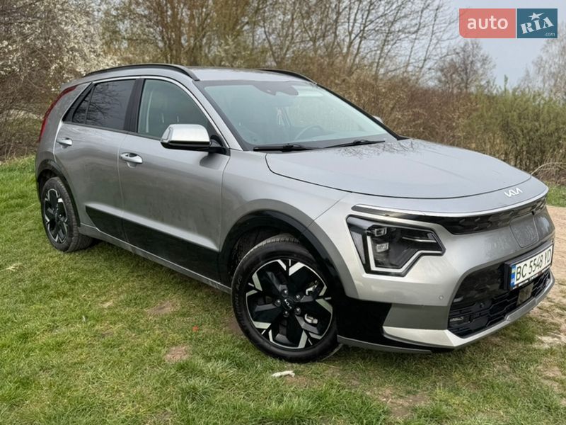 Позашляховик / Кросовер Kia Niro 2023 в Винниках