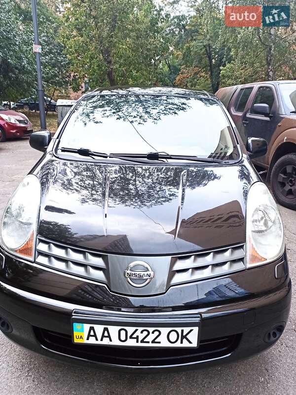 Хэтчбек Nissan Note 2008 в Киеве