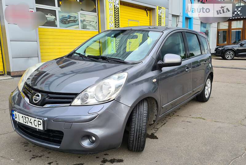 Хэтчбек Nissan Note 2012 в Киеве