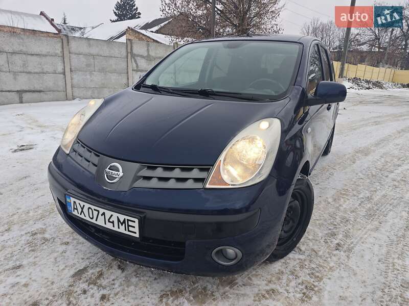 Хэтчбек Nissan Note 2007 в Харькове Хэтчбек Nissan Note 2007 в Харькове