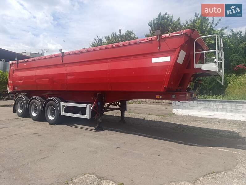 Самосвал полуприцеп MOL NV 2005 в Ровно