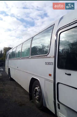 Туристический / Междугородний автобус Mercedes-Benz O 303 1990 в Днепре