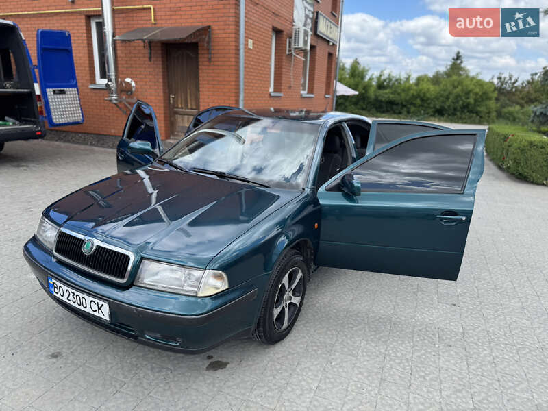 Лифтбек Skoda Octavia 1999 в Кременце