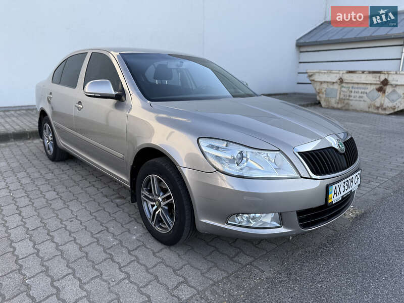 Лифтбек Skoda Octavia 2012 в Харькове