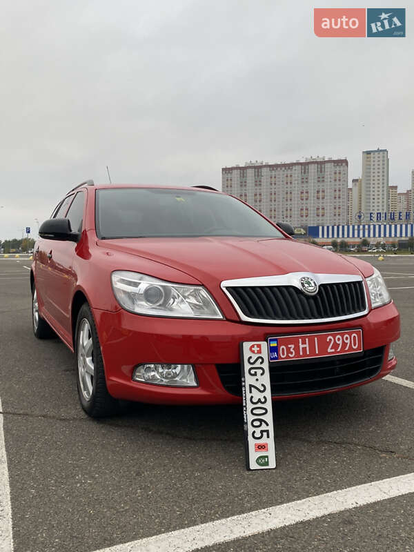 Универсал Skoda Octavia 2010 в Киеве