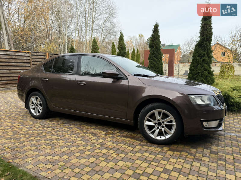 Лифтбек Skoda Octavia 2016 в Киеве