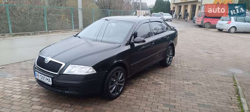 Лифтбек Skoda Octavia 2007 в Черновцах