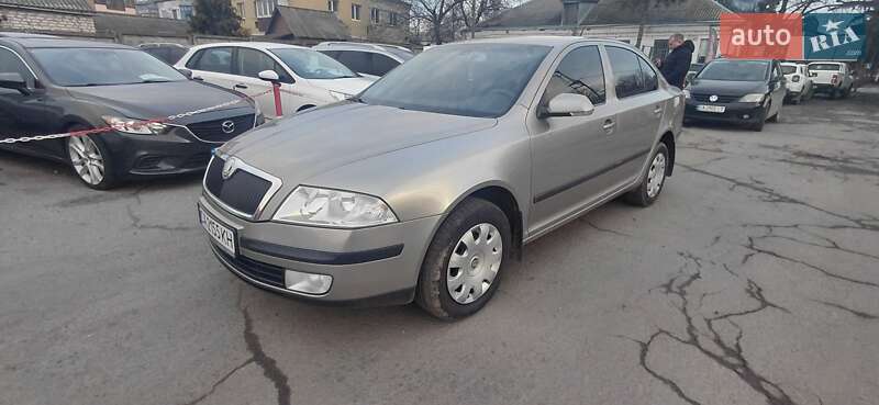 Лифтбек Skoda Octavia 2007 в Шполе