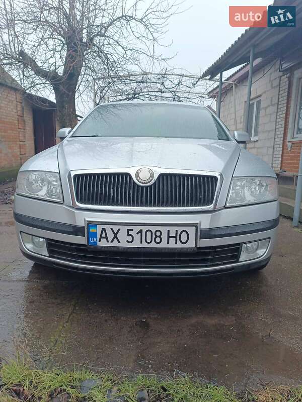 Лифтбек Skoda Octavia 2008 в Марганце